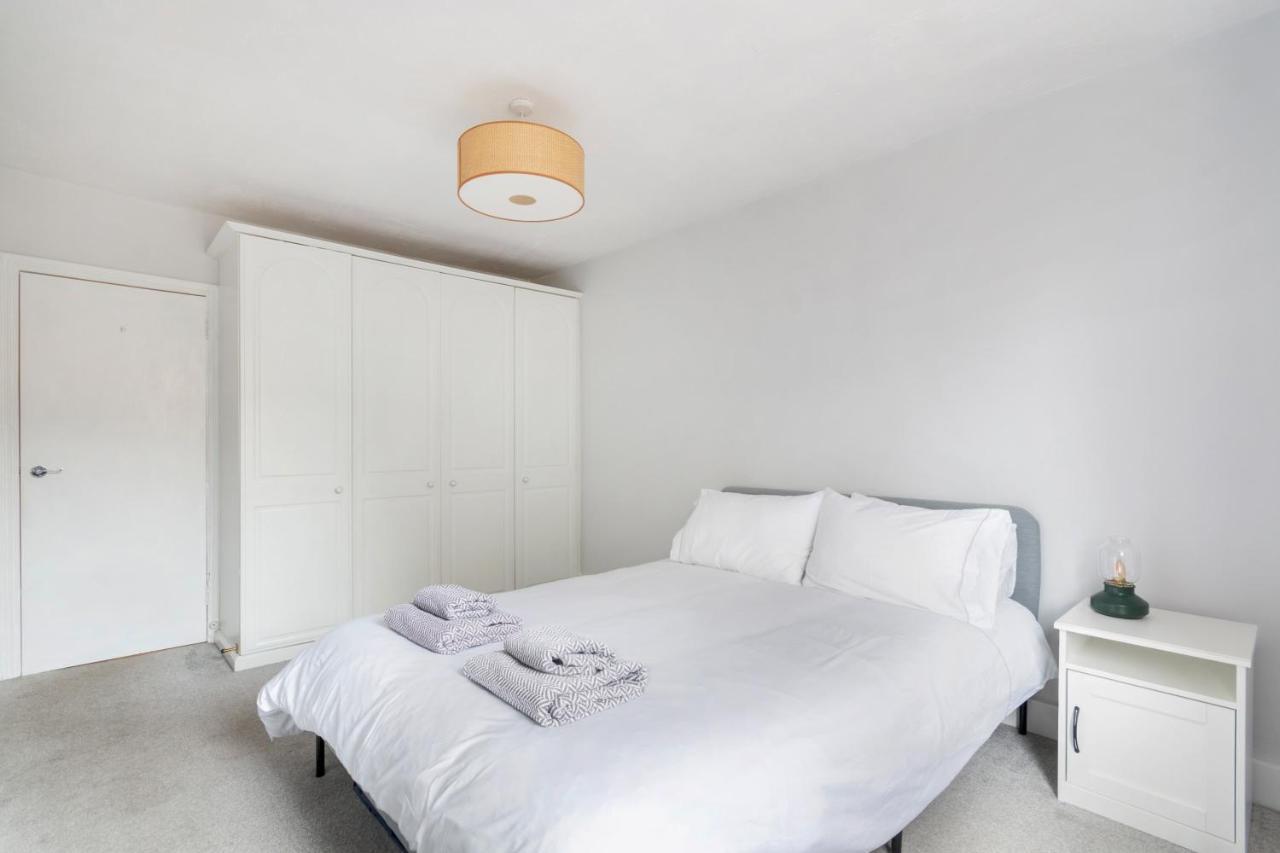 1 Bed Clapham Junction Apartment Londen Buitenkant foto